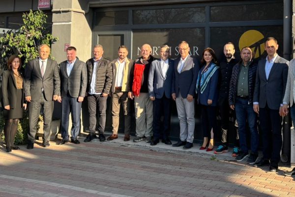 BORSADAN TİCARET ODASINA HAYIRLI OLSUN ZİYARETİ
