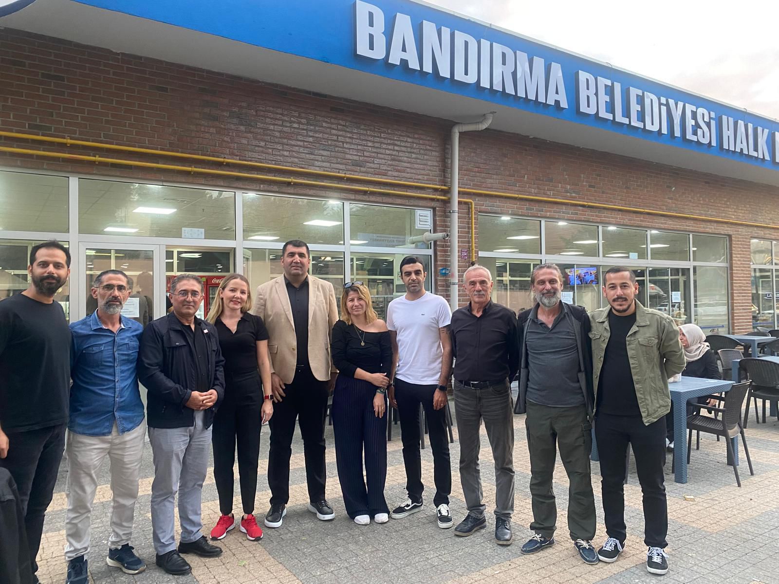 CHP İlçe Başkanı Mehmet Atak ve yönetim kurulu üyeleri Kent