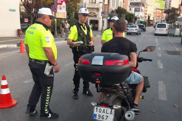 MOTOSİKLET DENETİMLERİNDE 2 MİLYON 291 BİN CEZAİ İŞLEM UYGULANDI