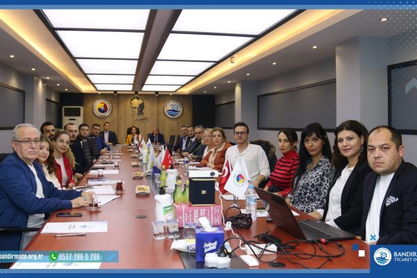 İŞKUR VE İNSAN KAYNAKLARI YÖNETİCİLERİ BİR ARAYA GELDİ