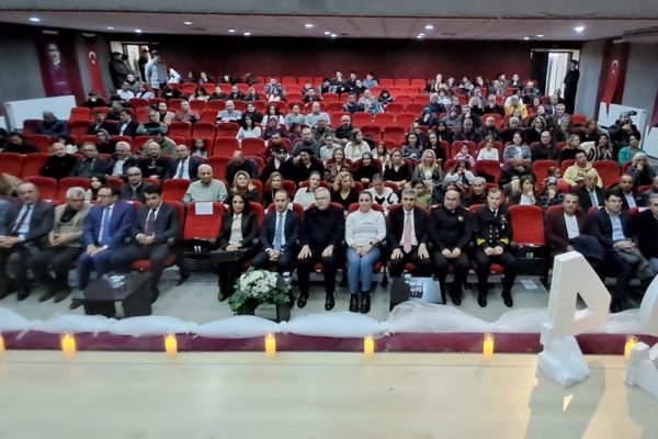 24 KASIM ÖĞREMENLER GÜNÜ TÖRENLERLE KUTLANDI