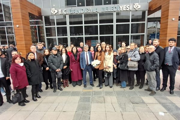 AVUKAT FATOŞ AKAN’A DESTEK VERDİLER