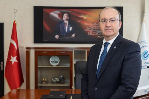 EMİN ERÇAKAR REKTÖR YARDIMCILIĞINA ATANDI