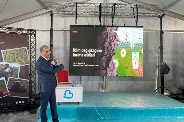 REKTÖR BOZ TARIM VE HAYVANCILIK FUARINDA