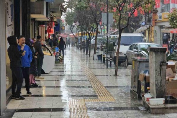 SAĞANAK YAĞIŞ ETKİLİ OLDU