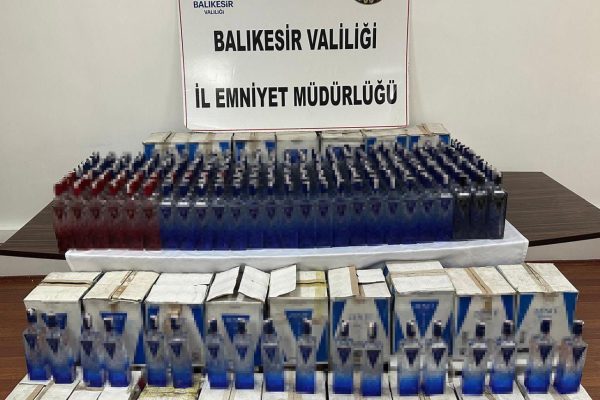 BİN 611 ŞİŞE KAÇAK İÇKİ ELE GEÇİRİLDİ