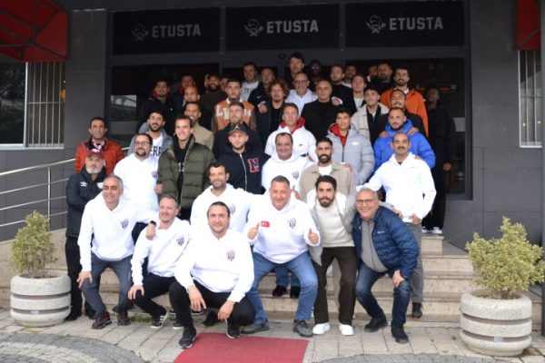 CİNÇUKURU RUHUNU TAKIMA YASITTILAR