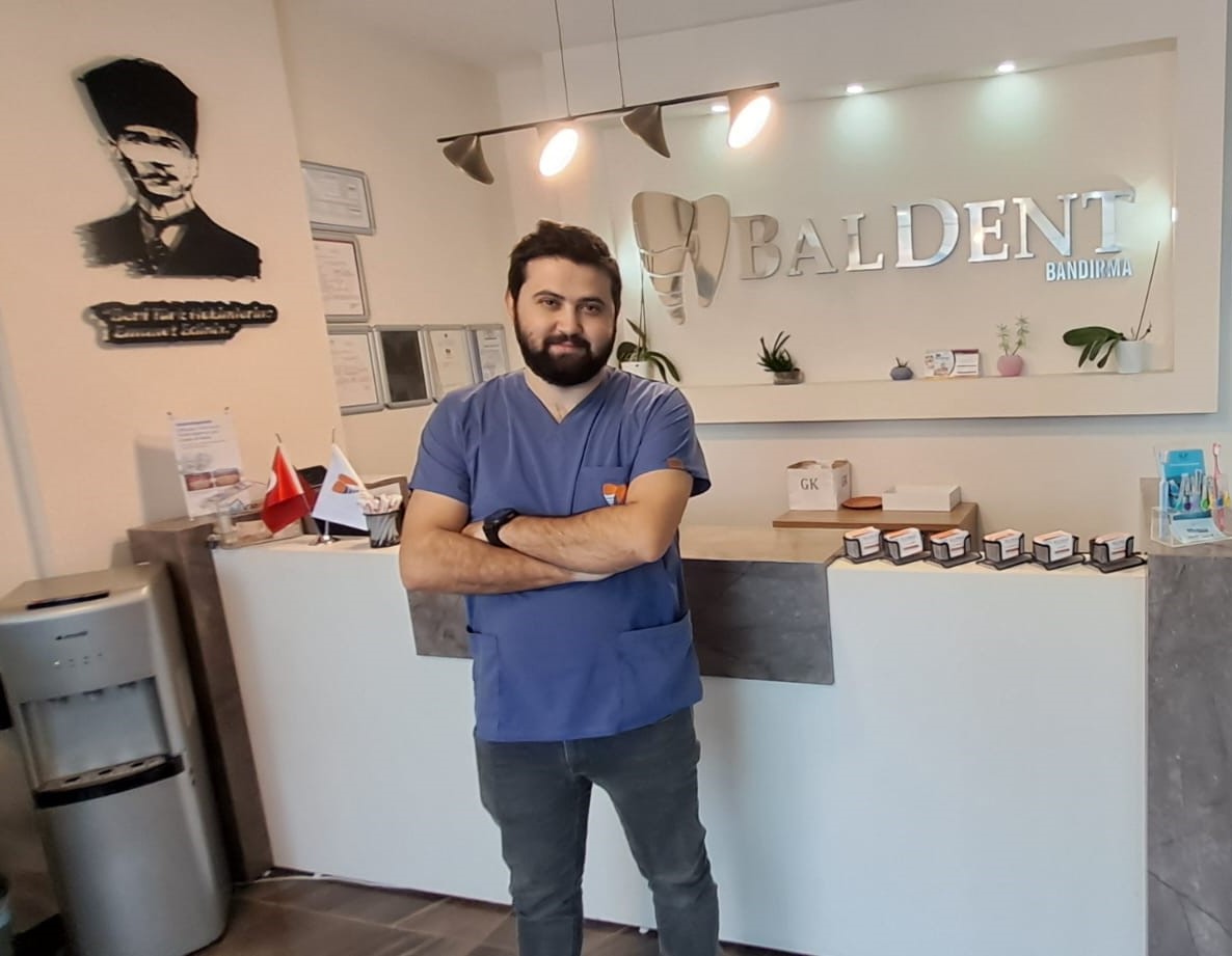 Baldent Diş Klinikleri Kurucu Ortaklarından Diş Hekimi Gökhan Kılınç 22