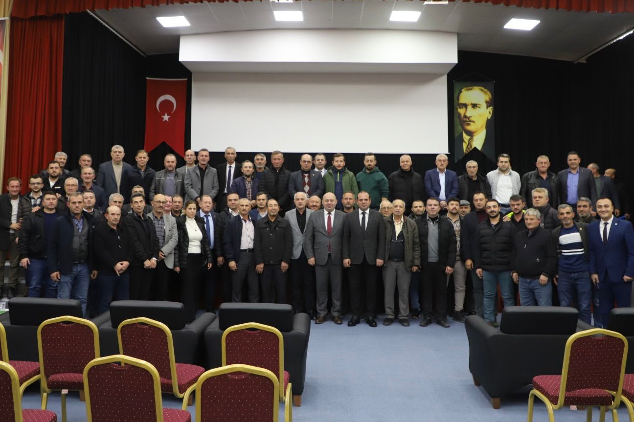 Gönen Belediye Başkanı İbrahim Palaz’ın ev sahipliğinde, ilçeye bağlı 101