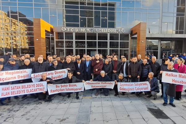 BELEDİYENİN ARAZİ SATIŞI KÖYLÜLERİ AYAĞA KALDIRDI