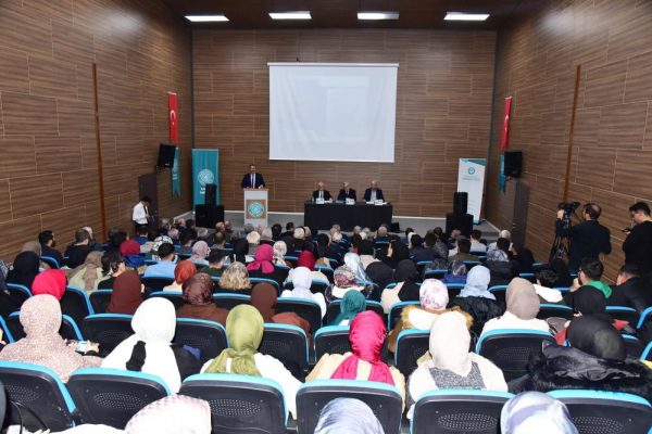 HASAN BASRİ ÇANTAY BALIKESİR’DE ANILDI