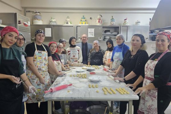 GELECEĞİN PASTACILARI