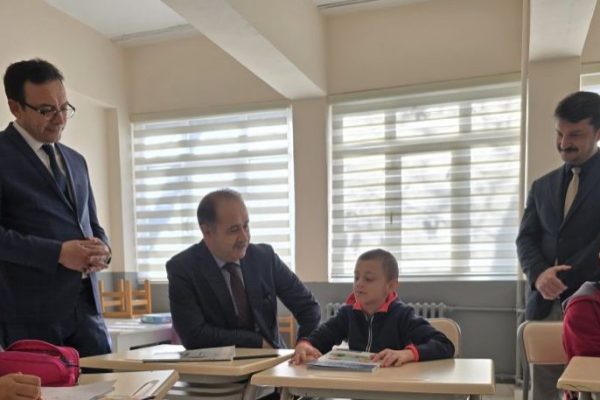 İLÇE KAYMAKAMI AKSAKAL ÖZEL EĞİTİM OKULLARINI GEZDİ