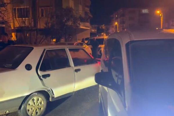 ALKOLLÜ SÜRÜCÜ POLİSTEN KAÇARKEN KAZA YAPTI