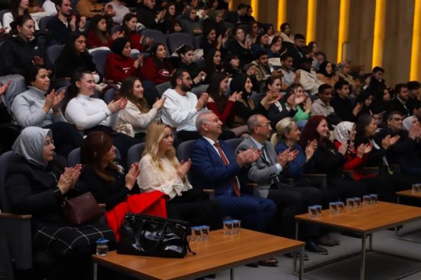 YELOĞLU BANÜ’DE ÖĞRENCİLERLE BULUŞTU