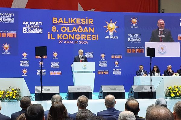 CUMHURBAŞKANI ERDOĞAN : BAAS REJİMİ DÜŞTÜ, CHP YASINI TUTUYOR!