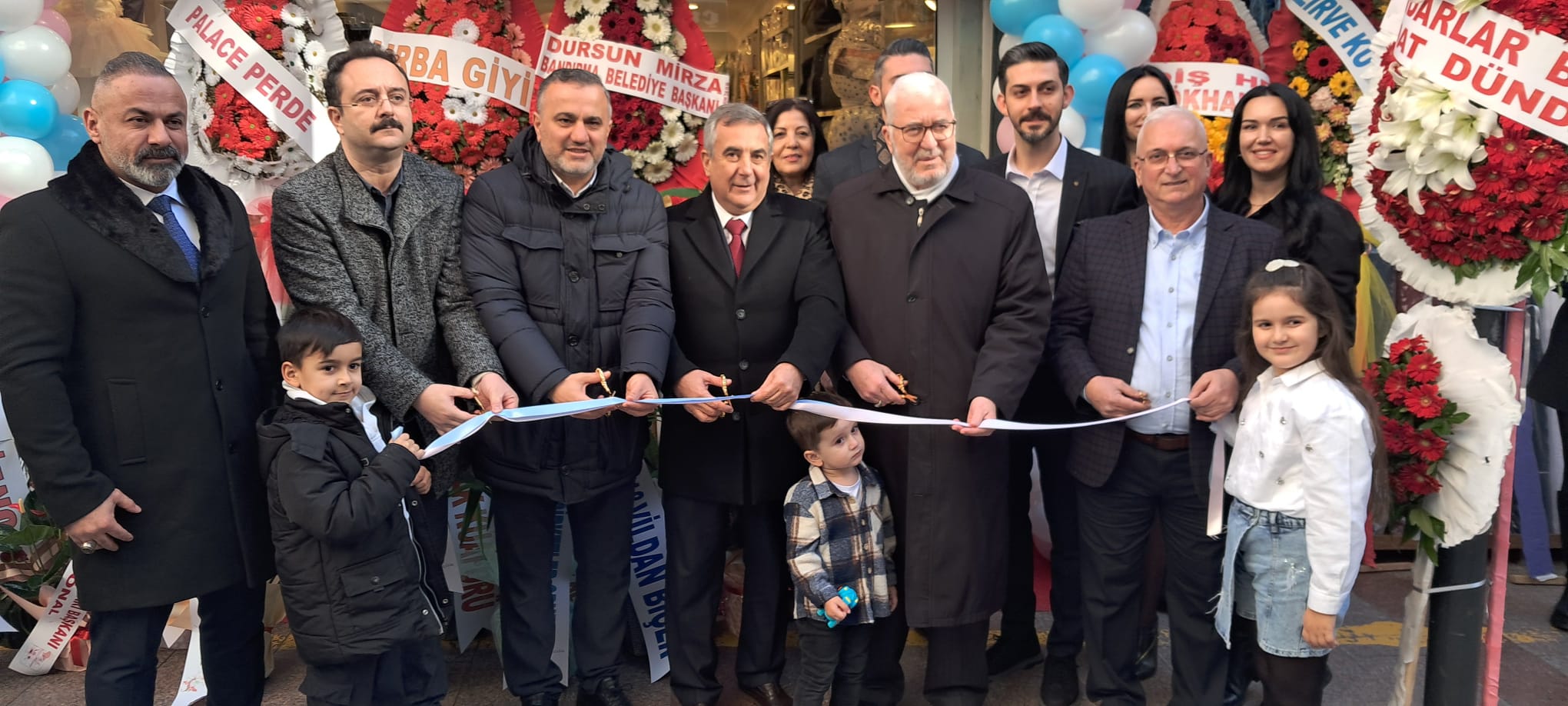 6o seneden bu yana Bandırma’da giyim sektöründe faaliyet gösteren Elif