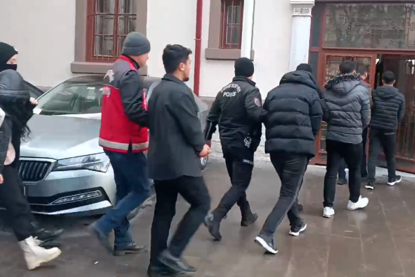 Sahte İlan Çetesi çökertildi