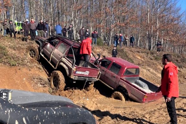 Off Road tutkunları Susurluk Çataldağ’da buluştu