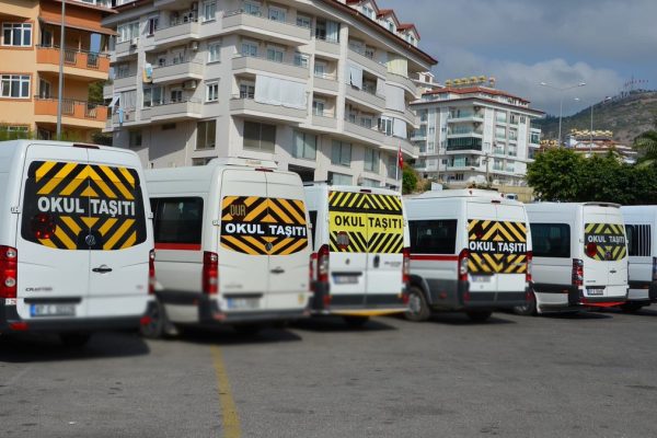 BANDIRMA’DA OKUL SERVİSLERİ DENETLENDİ