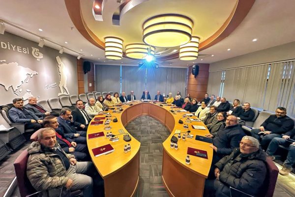 Başkan Mirza merkez mahallelerin muhtarları ile görüştü