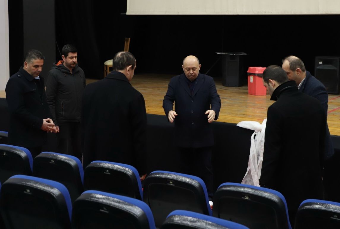 Gönen Belediye Başkanı İbrahim Palaz ve Gönen Kaymakamı Ahmet Altıntaş,