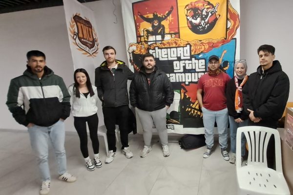 UltrAslan UNİ derbiye hazır