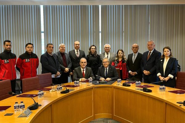 Belediye ve Üniversite depreme hazırlık protokolü imzaladı