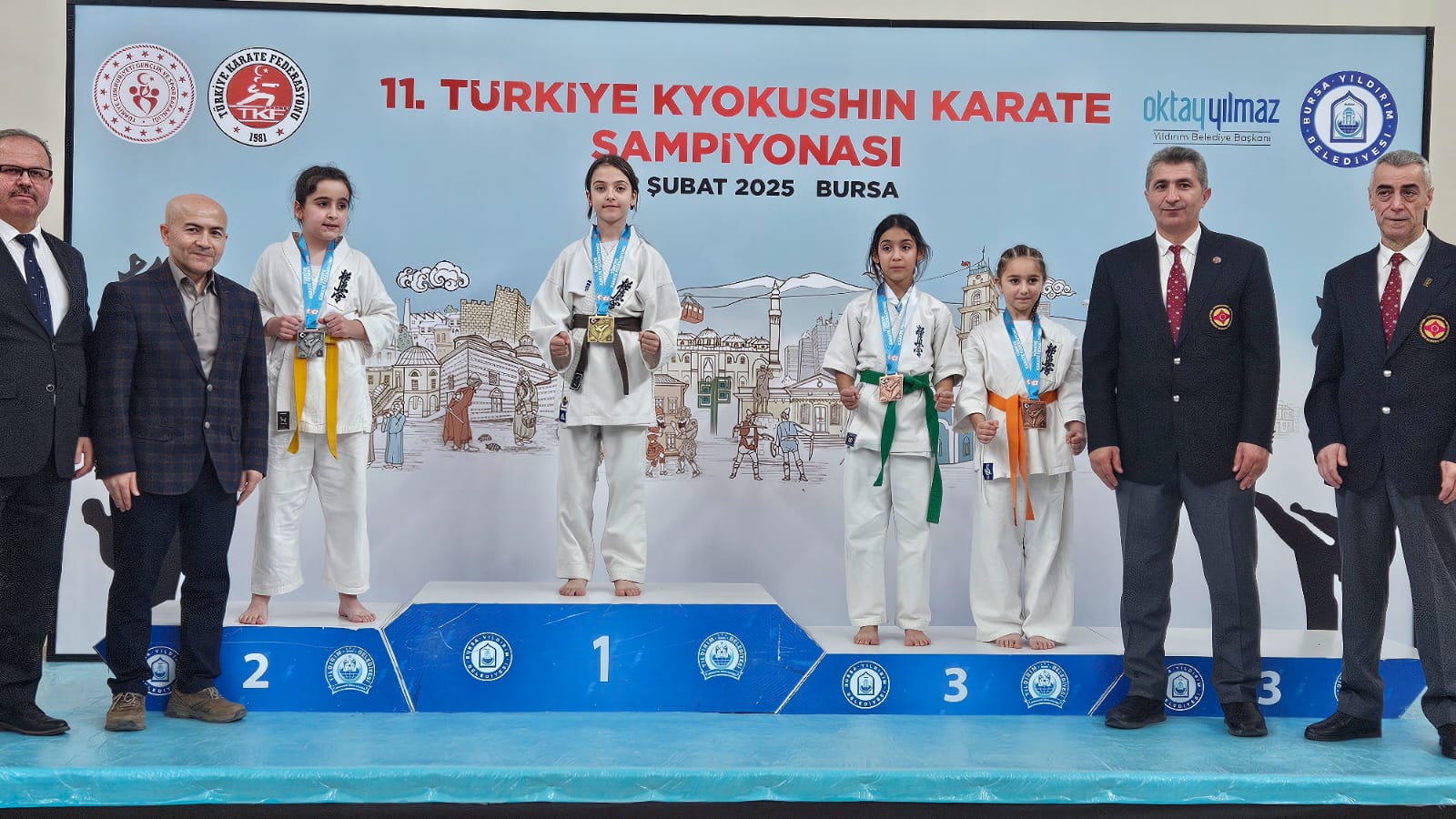 31 Ocak-1 Şubat tarihlerinde Bursa ilinde Türkiye Karate federasyonu Kyokushin