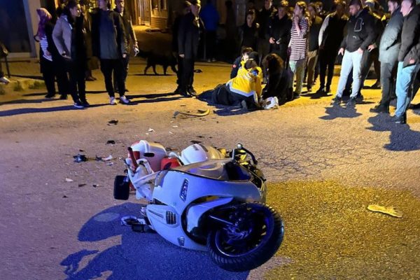 Motosiklet sürücüsünü yaralayan otomobil sürücüsü kaçtı