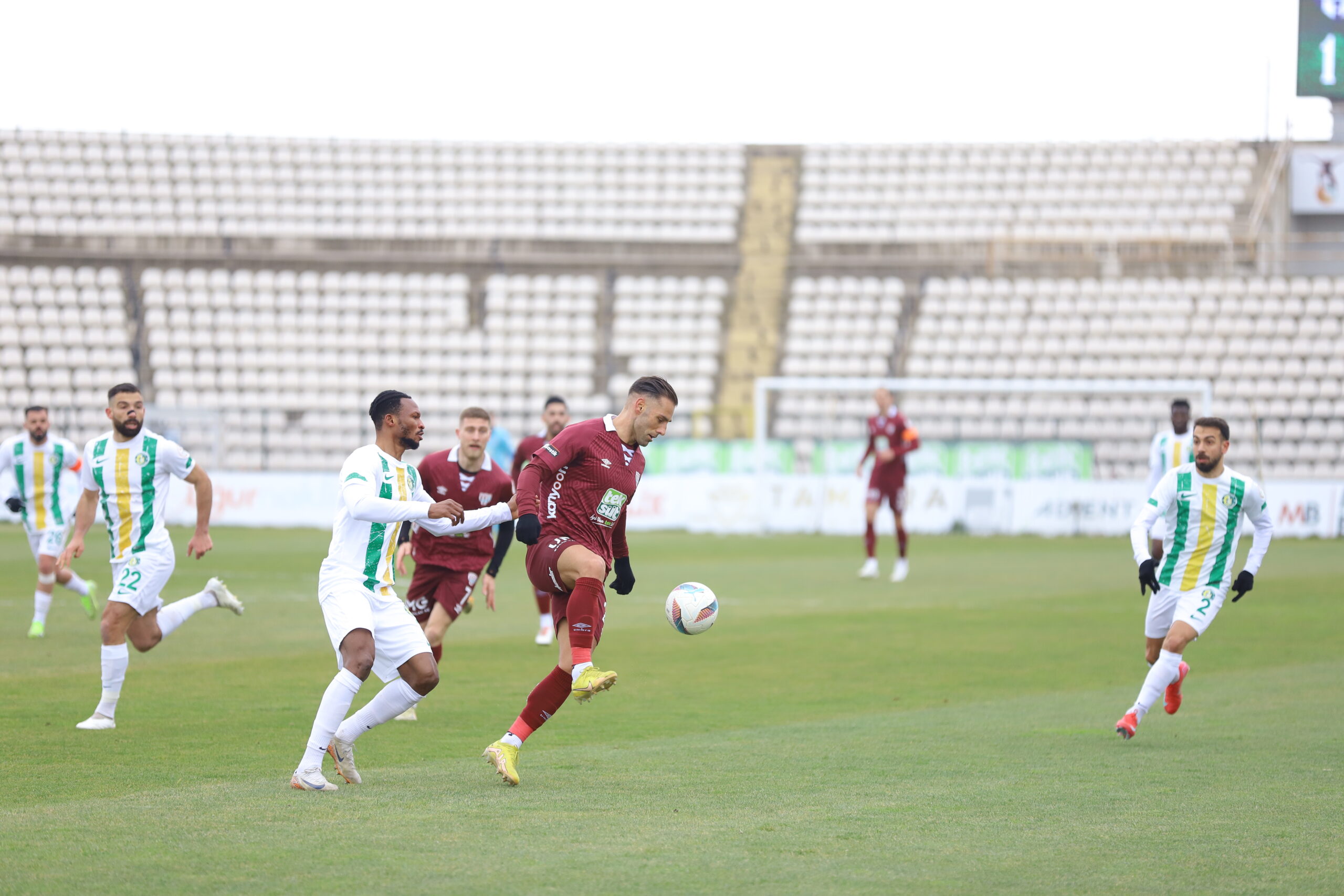 TEKSÜT BANDIRMASPOR: 3  ŞANLIURFASPOR: 2 HAKEMLER: Buğra Taşkınsoy ***, Ogün