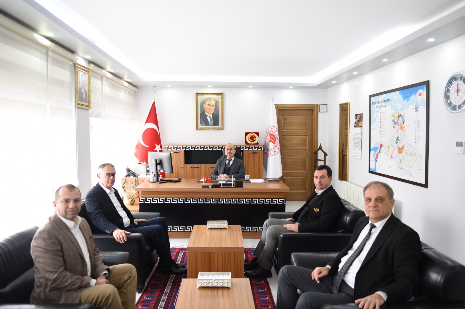 Bandırma Ticaret Borsası yönetimi, göreve yeni başlayan Balıkesir İl Tarım