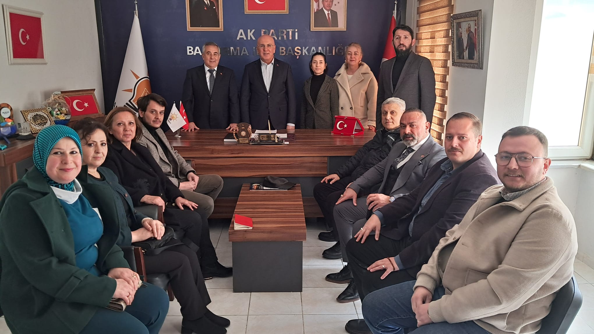 Ak Parti Balıkesir Milletvekili İsmail Ok, İlçe Teşkilatını ziyaret etti.