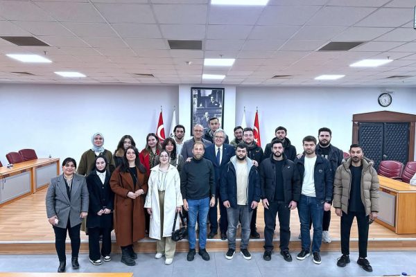 Banü’lü öğrenciler belediye meclis toplantısını izlediler