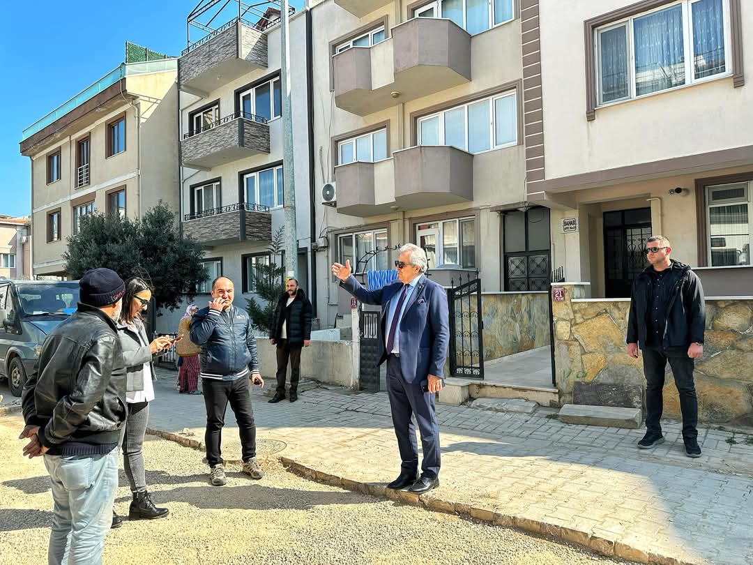 Bandırma Belediyesi tarafından kentin farklı noktalarında yürütülen çalışmalar hız kesmeden