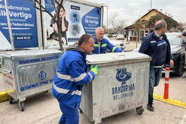 Çöp konteynerleri yenileniyor