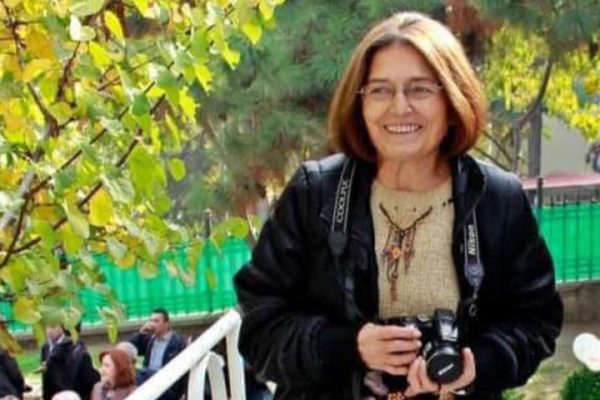 Gazeteci Canfeda Eser Tavusker vefat etti