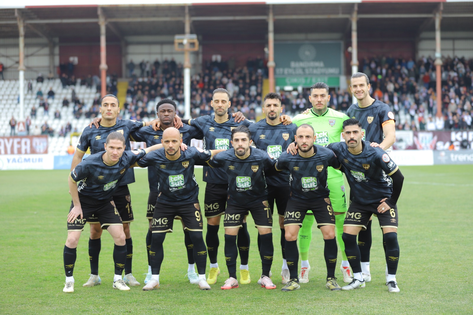 SAKARYASPOR: 2     TEKSÜT BANDIRMASPOR: 2 HAKEMLER: Sarper Barış Saka,