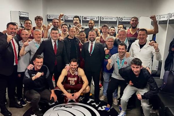 Bordo BK’nın deplasman zaferi ( 83-86 )