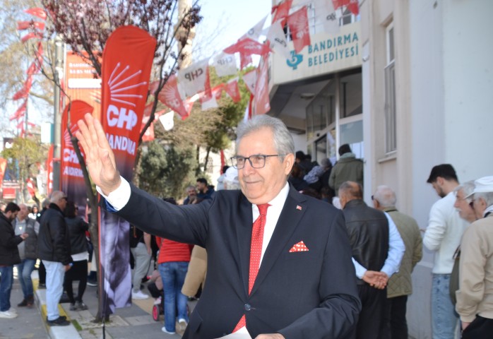 Bandırma Belediye Başkanı Dursun Mirza Şehir Gazetesine yaptığı açıklamada, yapılanlar