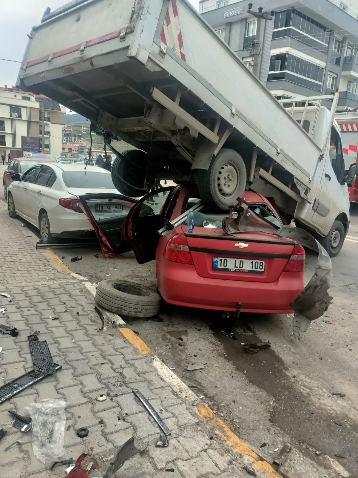 Balıkesir’de dün meydana gelen ve 3 kişinin yaralandığı kaza güvenlik