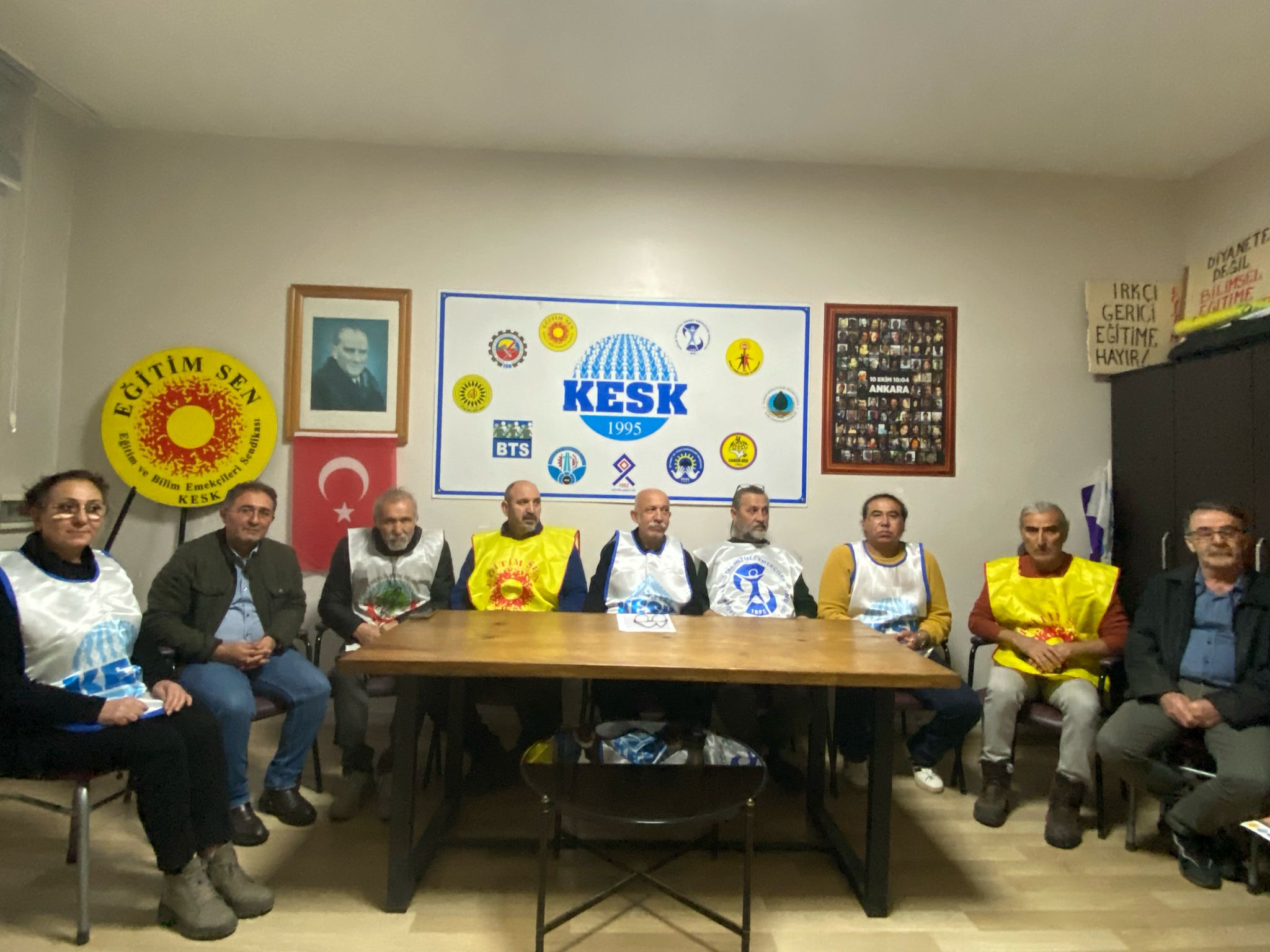 Kesk: Haklarımızdan ve geleceğimizden vazgeçmeyeceğiz
