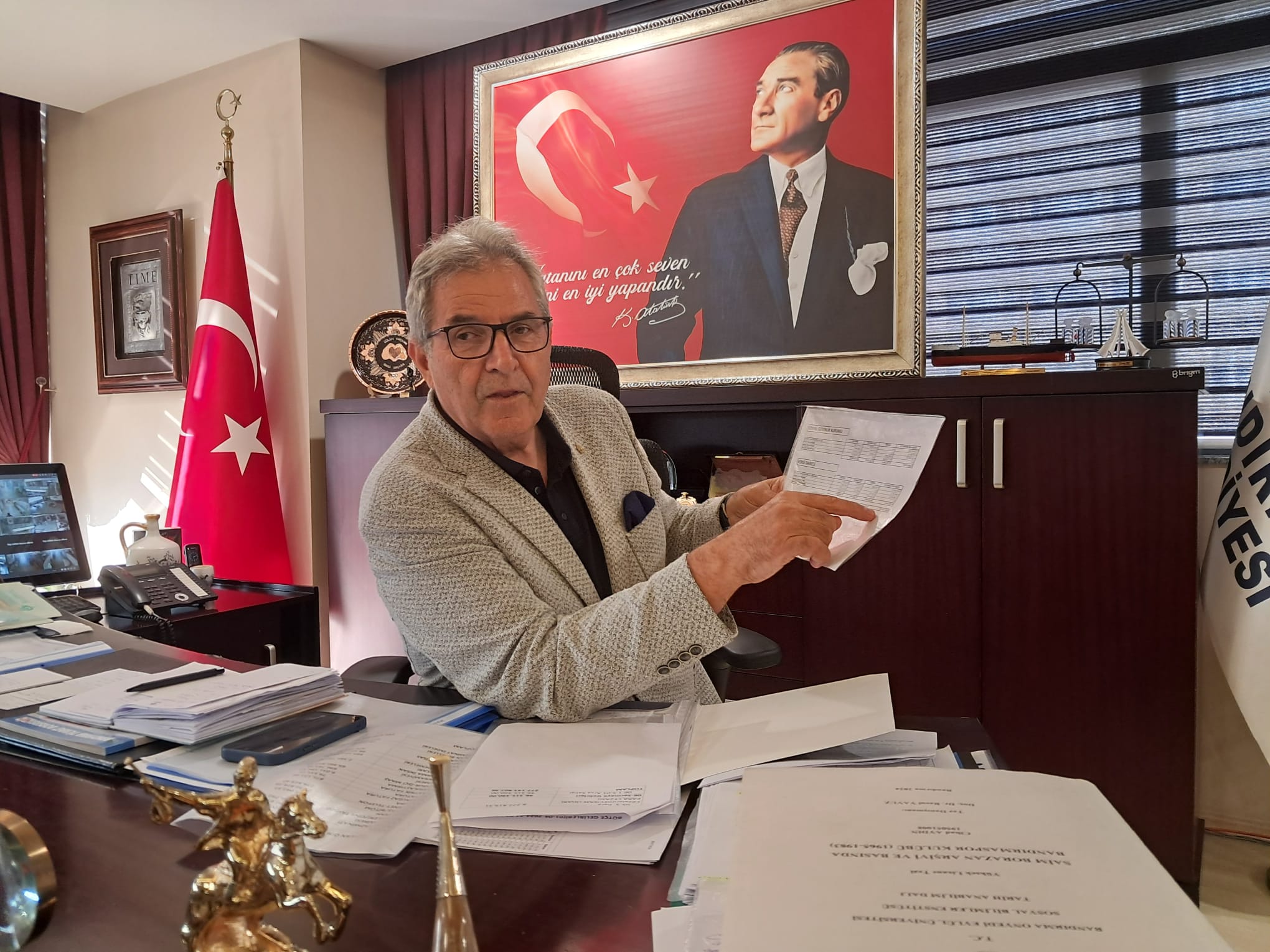 Bandırma Belediye Başkanı Dursun Mirza gazetecilere yaptığı açıklamada satışa çıkarılan