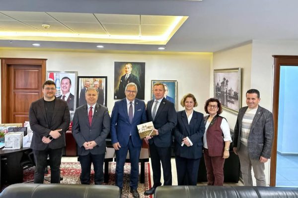 Atatürkçü Düşünce Derneği yeni yönetiminden Başkan Mirza’ya ziyaret