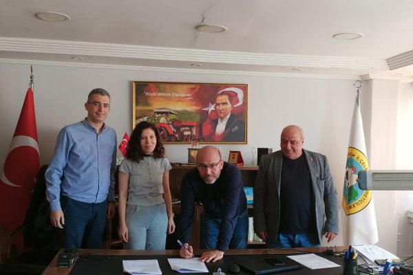 Süt Üreticileri Birliği İş Bankası ile protokol imzaladı