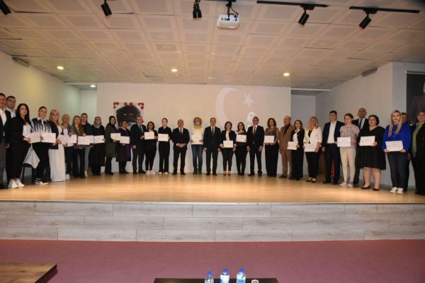 Bandırma’da Kadın Kaynakçılar Sertifikalarını Aldı