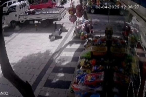 Bordür taşları yüzünden düşen düşene
