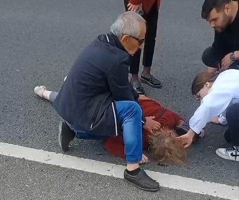 Otomobilin çarptığı 92 yaşındaki kadın ağır yaralandı