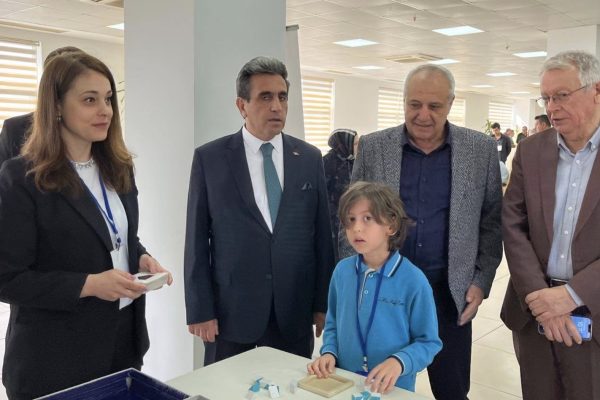 Gönen’de akıl ve zeka oyunları turnuvası düzenlendi
