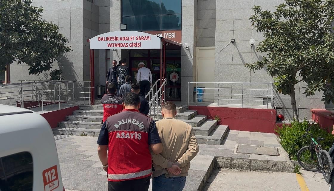 82 yaşında dolandırıcılara bir servet kaptırdı
